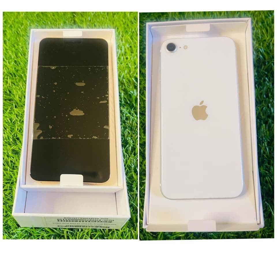 Apple iPhone SE / iPhone 8